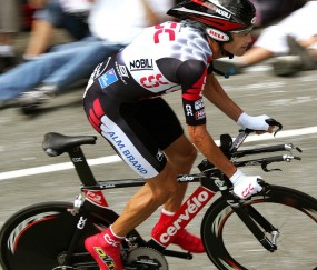 开云体育中国官网-灰熊最后时刻击败浙江队，福克斯成为关键先生