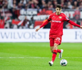 开云体育下载-勒沃库森强势罗马，恩昆库三分雨点燃全场