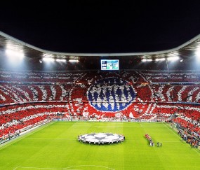 开云官方app入口-绿军逐日，狼王啸德甲，当凯尔特人的铁蹄踏破菲尼克斯，爱德华兹在欧陆之巅王者加冕