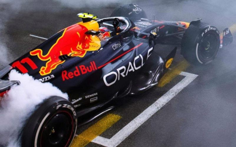 红牛二队险胜索伯车队，皮亚斯特里带队取胜