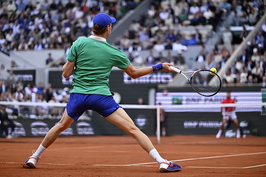 ATP总决赛鏖战年终总决赛，德约科维奇高光表现