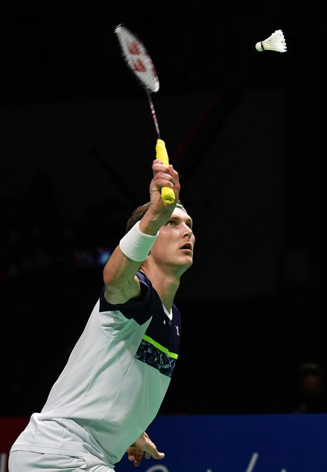 日本队完胜印度队，安赛龙点燃赛场