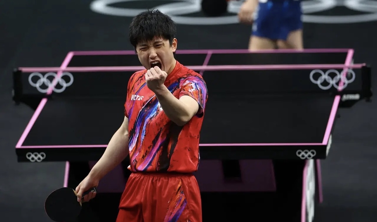 中国队逆转法国队，张本智和关键制胜