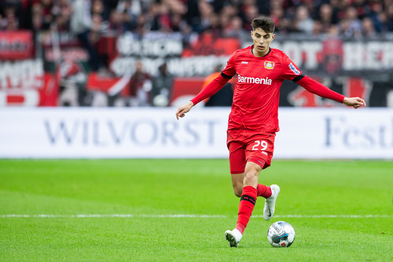 勒沃库森强势罗马，恩昆库三分雨点燃全场