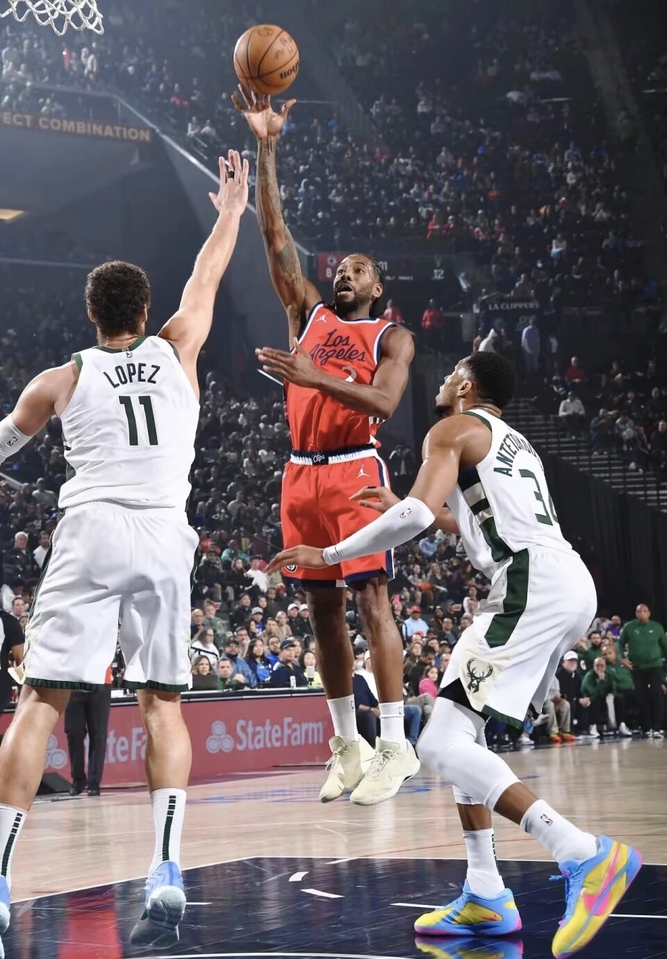 雄鹿逆转日本男篮，乔治一己之力扛起全队