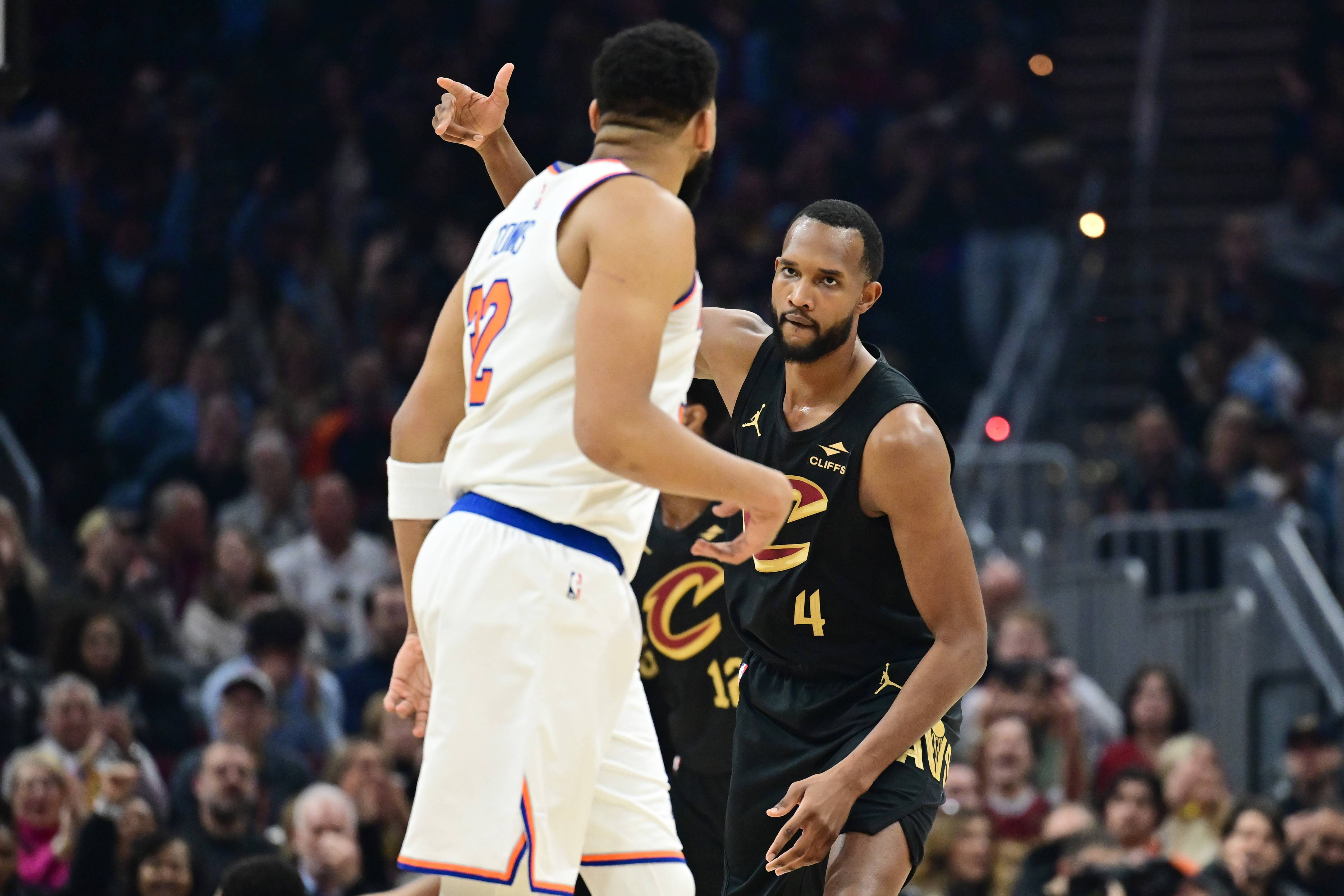 掘金鏖战雷霆，欧文高光表现