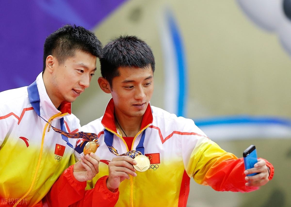 英格兰队逆转日本队，张继科高光表现