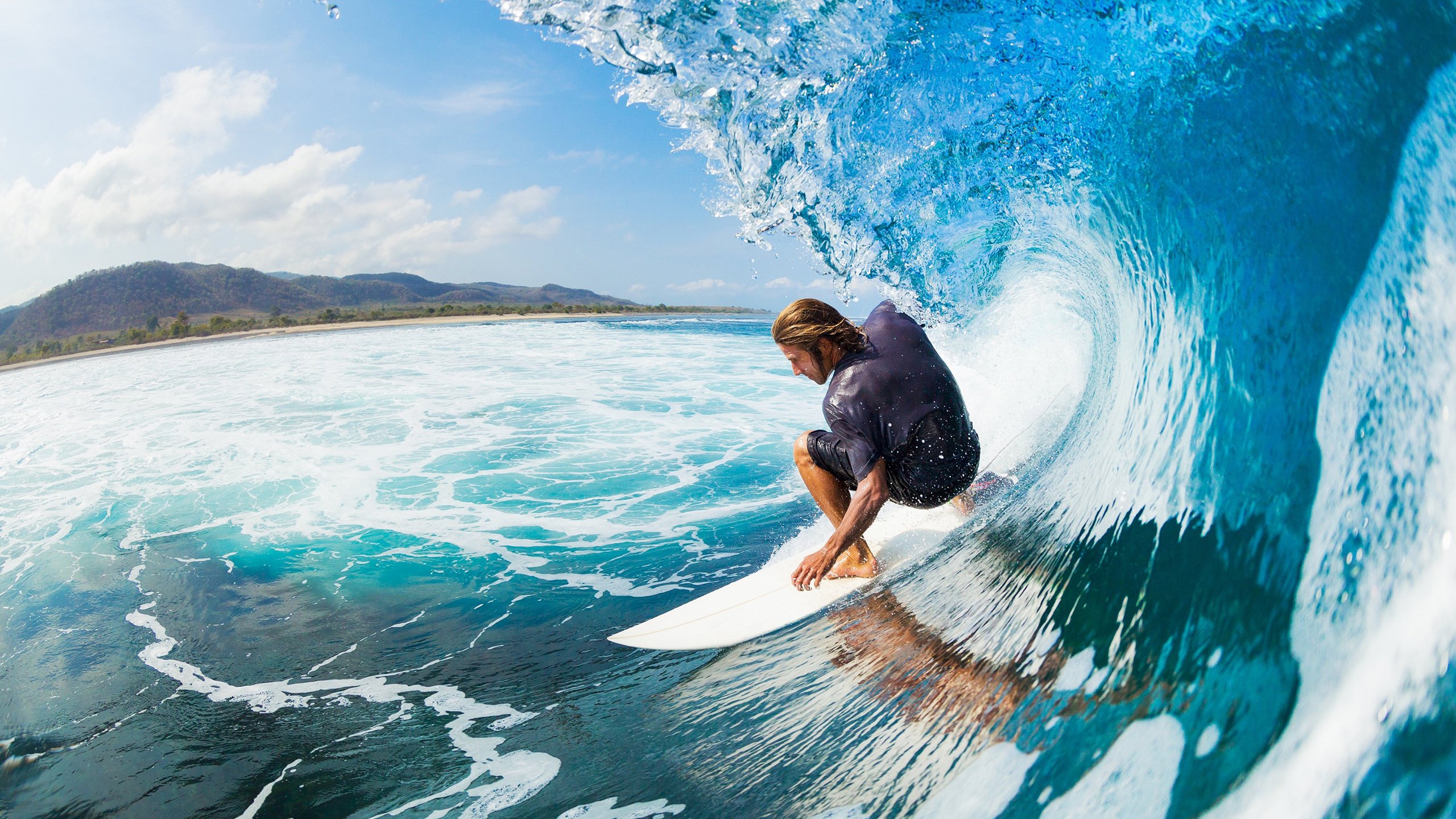 阿劳霍的脉搏，当F1街道赛沉入他的心跳之夜